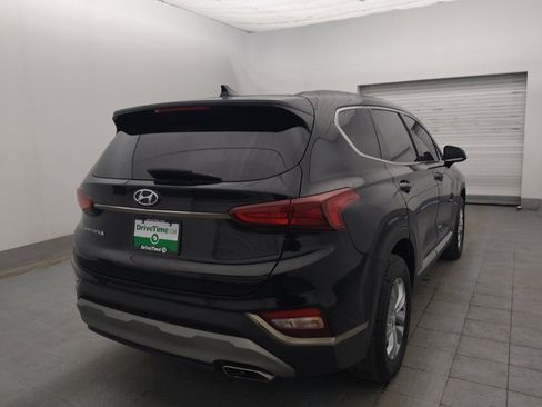 Used 2019 Hyundai Santa Fe SEL FWD image 9