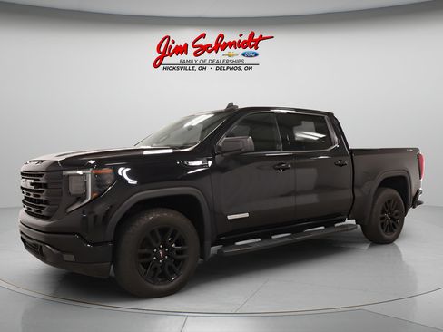 Used 2024 GMC Sierra 1500 Elevation w/ LPO, Elevation Black Package AWD/4WD image 2