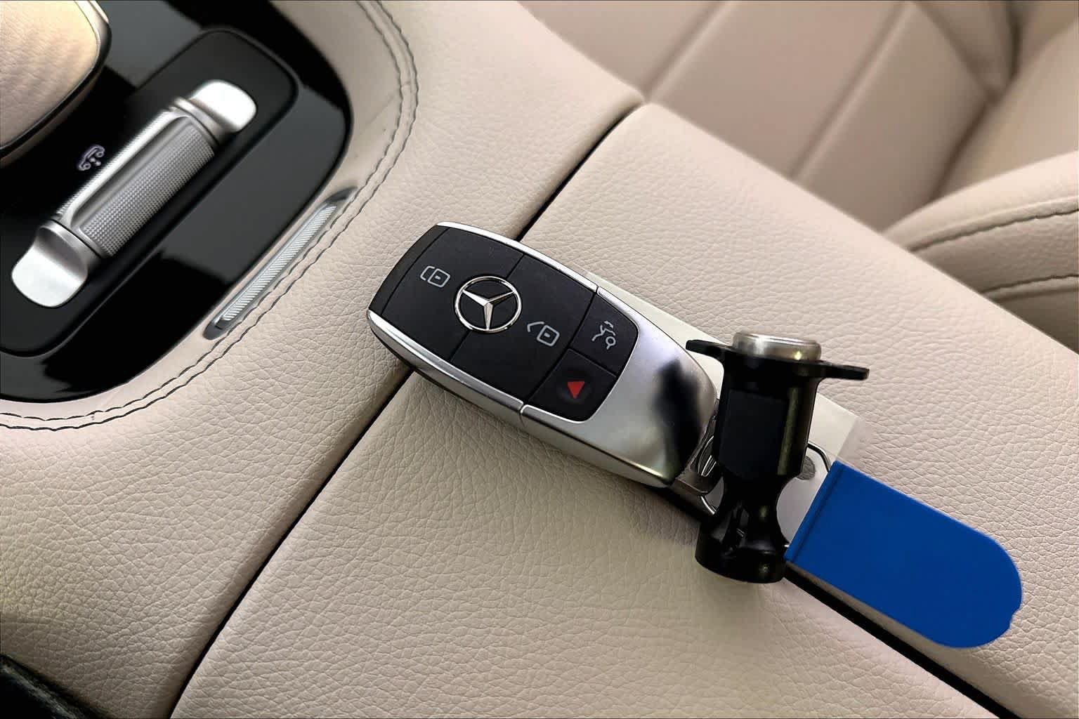 Used 2024 Mercedes-Benz GLS 450 4MATIC image 15
