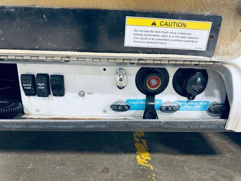 Used 2020 Mercedes-Benz Sprinter 3500 image 35