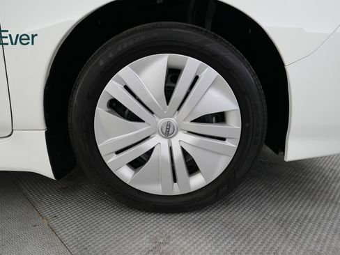 Used 2025 Nissan Leaf S FWD image 20