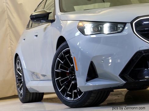 New 2026 BMW M5 w/ Executive Package image 4