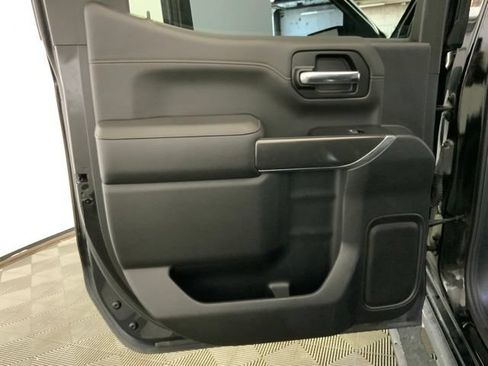 Used 2019 GMC Sierra 1500 AT4 w/ AT4 Premium Package AWD/4WD image 36