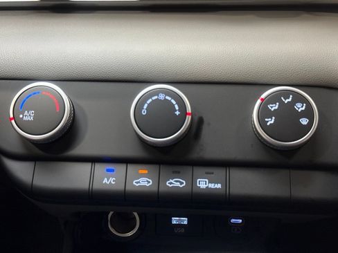 New 2026 Hyundai Elantra SE FWD image 15