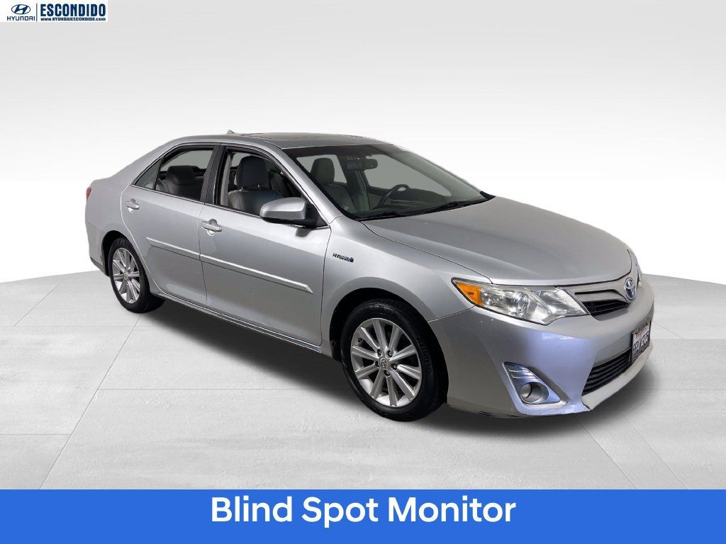 Used 2013 Toyota Camry XLE w/ Leather Pkg FWD image 7