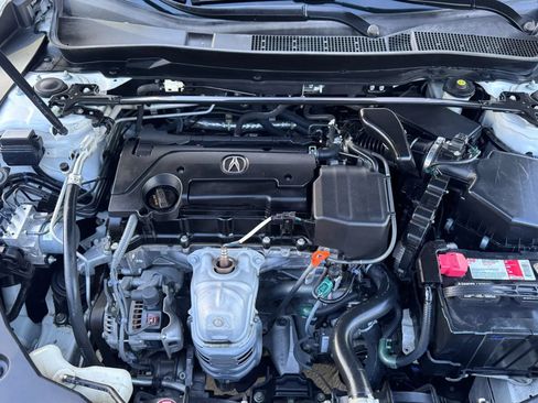 Used 2015 Acura TLX w/ Technology Package FWD image 11