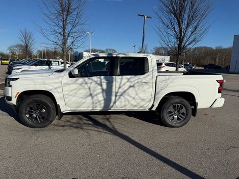 New 2026 Nissan Frontier SV w/ SV Convenience Package image 8