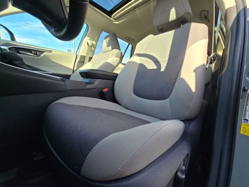 Used 2023 Toyota RAV4 XLE image 19