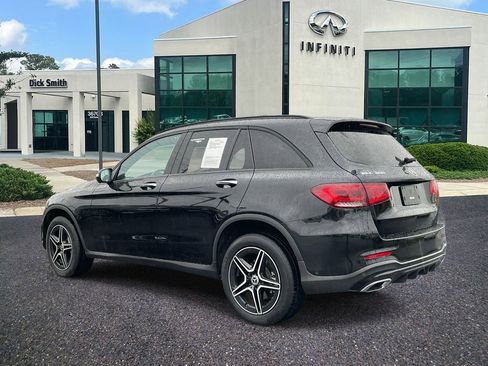 Used 2022 Mercedes-Benz GLC 300 image 4
