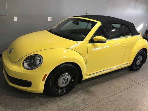 Used 2016 Volkswagen Beetle 1.8T S image 7