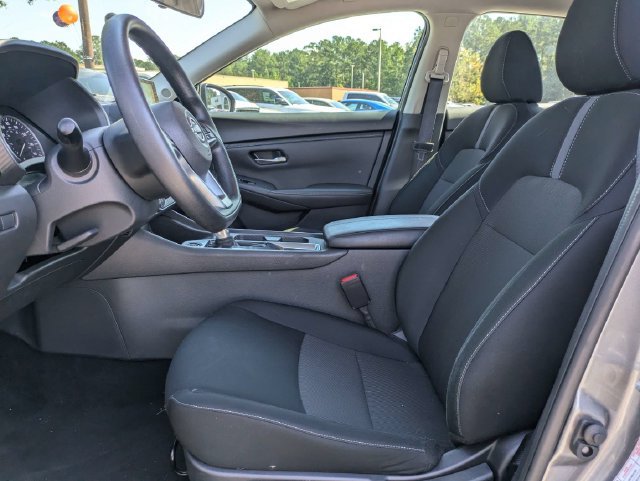 Used 2025 Nissan Sentra SV FWD image 20