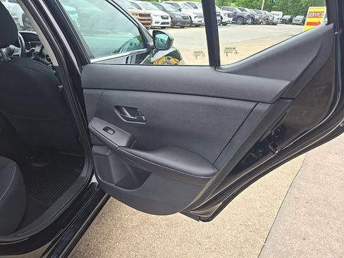 Used 2024 Nissan Sentra SV w/ All-Weather Package FWD image 69