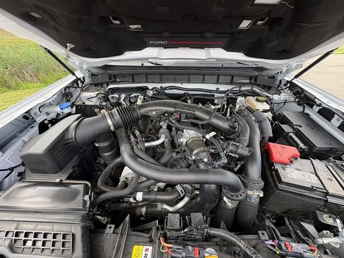 Used 2024 Ford Bronco Raptor AWD/4WD image 13
