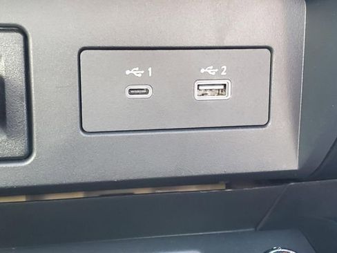 Used 2023 Nissan Titan PRO-4X w/ Pro-4x Convenience Package image 23