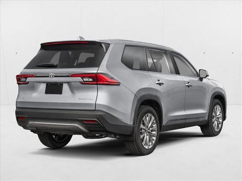 New 2026 Toyota Grand Highlander Platinum image 2