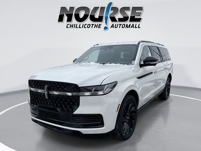 New 2025 Lincoln Navigator L Reserve w/ Jet Appearance Package