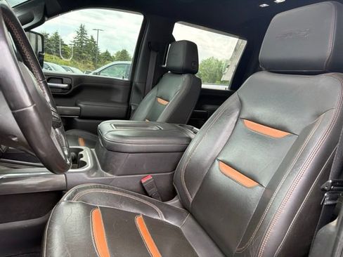 Used 2020 GMC Sierra 2500 AT4 w/ AT4 Premium Package AWD/4WD image 19