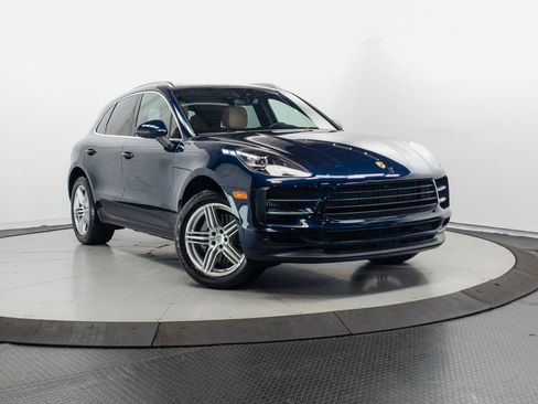 Used 2020 Porsche Macan S AWD/4WD image 1