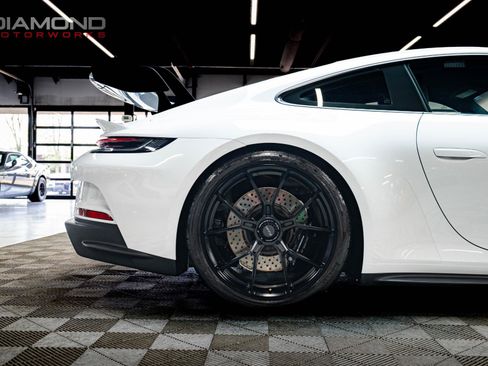 Used 2022 Porsche 911 GT3 RWD image 25