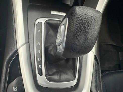 Used 2016 Ford Fusion SE FWD image 28