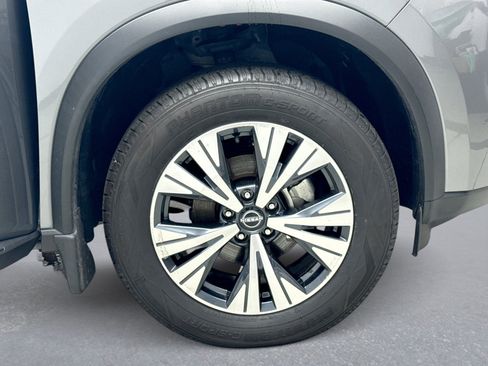 Used 2023 Nissan Rogue SV AWD/4WD image 24