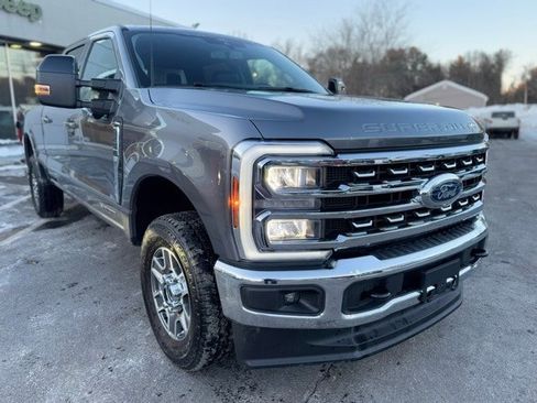 Used 2024 Ford F250 Lariat image 7