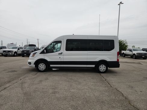 Used 2025 Ford Transit 350 XLT RWD image 4
