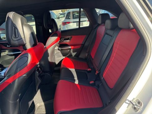 Certified 2024 Mercedes-Benz GLC 300 4MATIC image 10