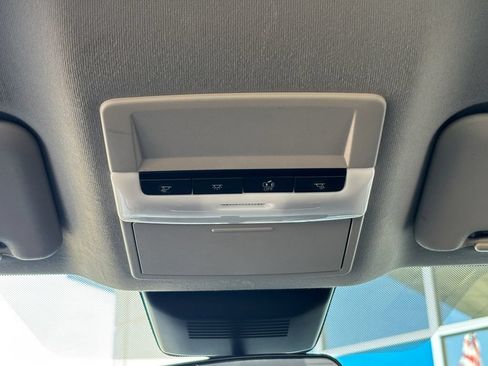 Used 2023 Nissan Sentra SV FWD image 19