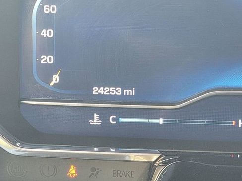 Certified 2022 Chevrolet Silverado 1500 LT image 38