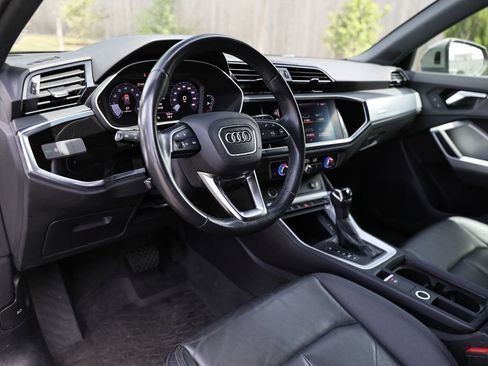 Used 2021 Audi Q3 2.0T Premium w/ Convenience Package AWD/4WD image 18