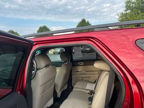 Used 2014 Ford Explorer 4WD image 10