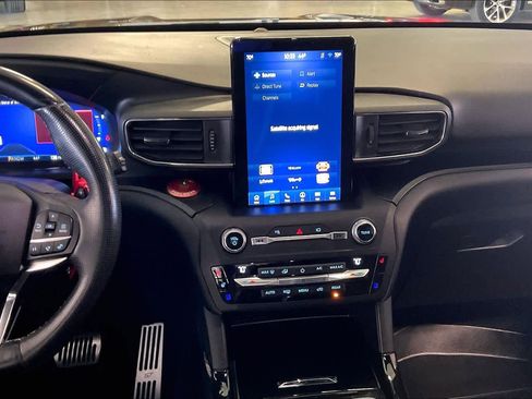Used 2020 Ford Explorer ST w/ ST Street Pack image 6