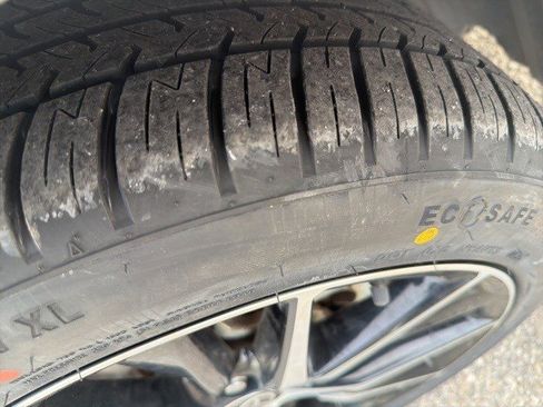 Used 2023 Toyota Camry SE image 18