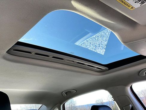 Used 2017 Volkswagen Passat 1.8T SE image 20