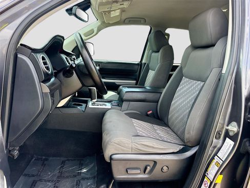Used 2019 Toyota Tundra SR5 w/ SR5 Upgrade Package AWD/4WD image 19