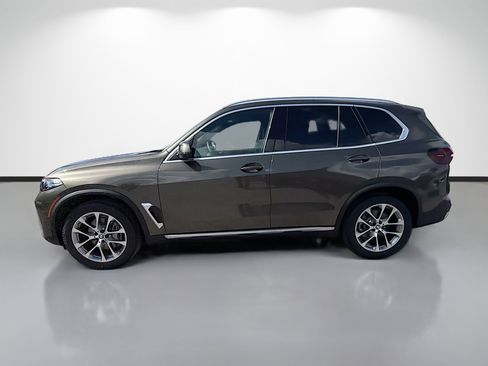 New 2026 BMW X5 xDrive40i w/ Climate Comfort Package AWD/4WD image 6