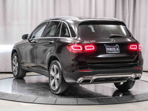 Certified 2022 Mercedes-Benz GLC 300 image 2