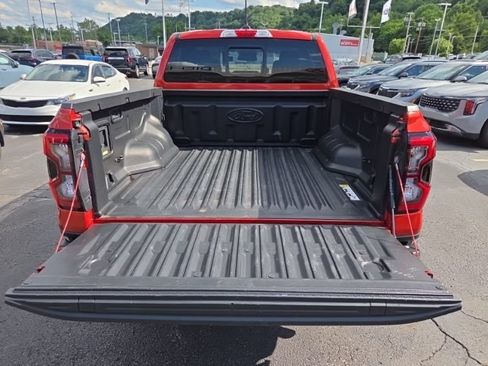 Used 2024 Ford Ranger XLT w/ Trailer Tow Package AWD/4WD image 10