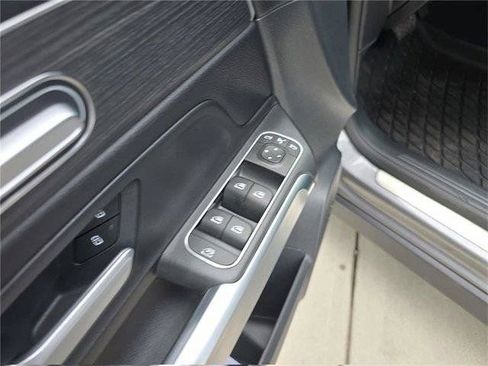 Certified 2026 Mercedes-Benz GLB 250 4MATIC image 23