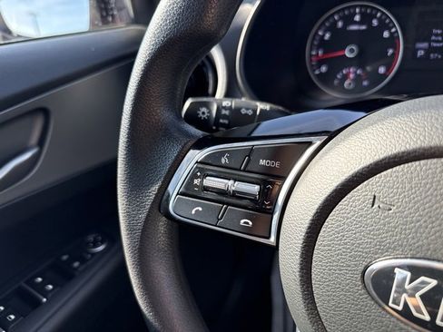 Used 2021 Kia Forte LXS image 24