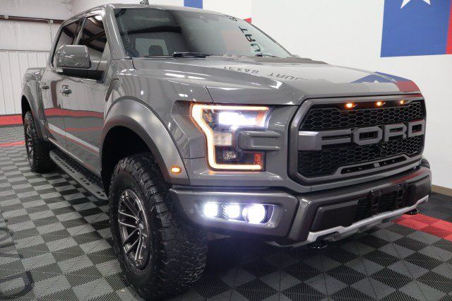 Used 2020 Ford F150 Raptor w/ Equipment Group 802A Luxury AWD/4WD image 24