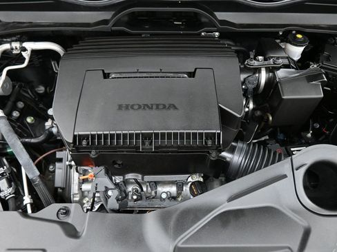 Used 2024 Honda Pilot Elite image 23