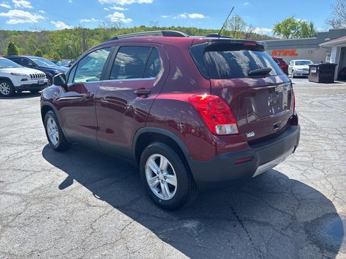 Used 2016 Chevrolet Trax LT w/ LT Convenience Package AWD/4WD image 5