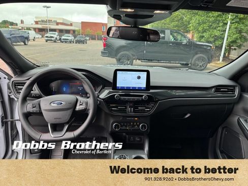 Used 2025 Ford Escape ST-Line FWD image 11
