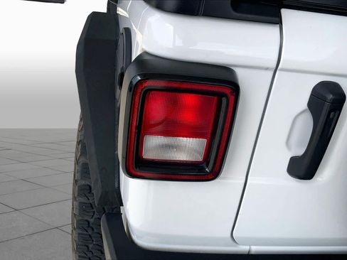 Used 2024 Jeep Wrangler Unlimited Sport AWD/4WD image 25