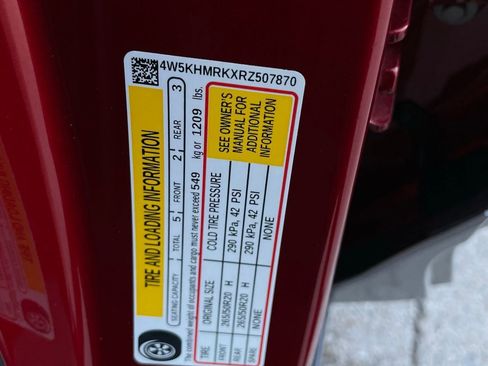 Used 2024 Acura ZDX A-Spec image 30