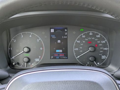 Used 2025 Toyota Corolla SE FWD image 25