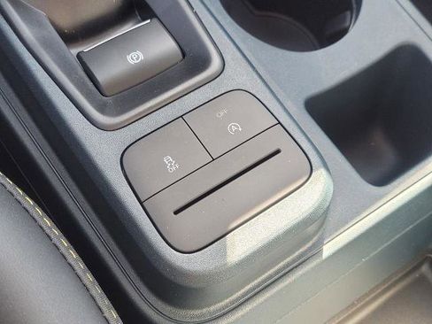 New 2025 Ford Maverick Lobo image 25