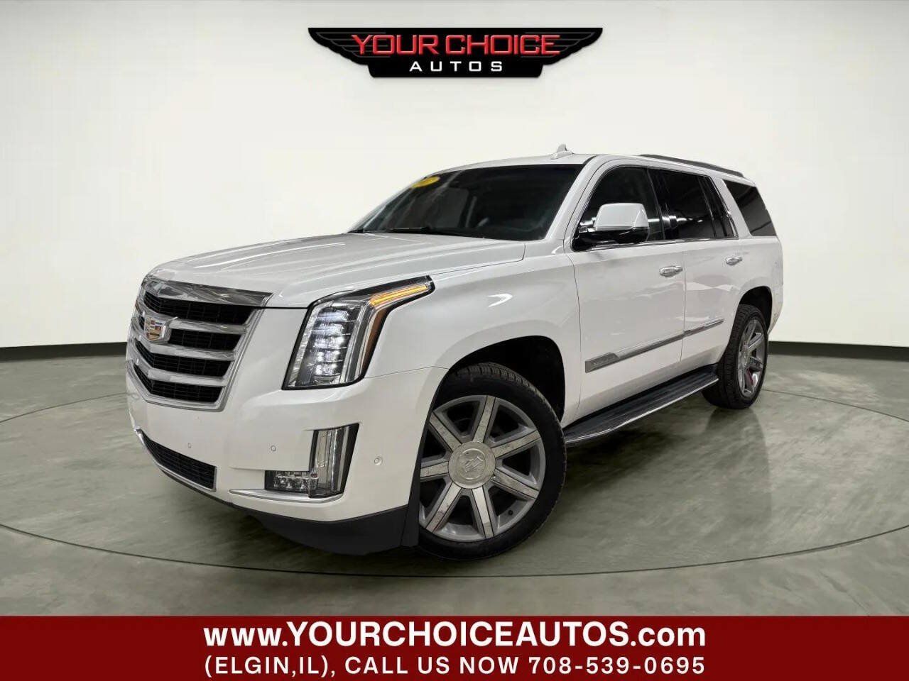 Used 2017 Cadillac Escalade Luxury AWD/4WD image 1